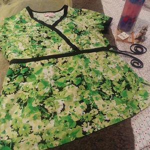 Koi - women's scrub top size Med.